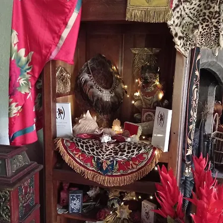 فندق مبيت وإفطار Maison Isaure Cirq Lapopie *